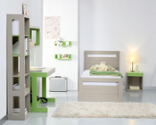 Children's room Frame bed with wheeled drawers