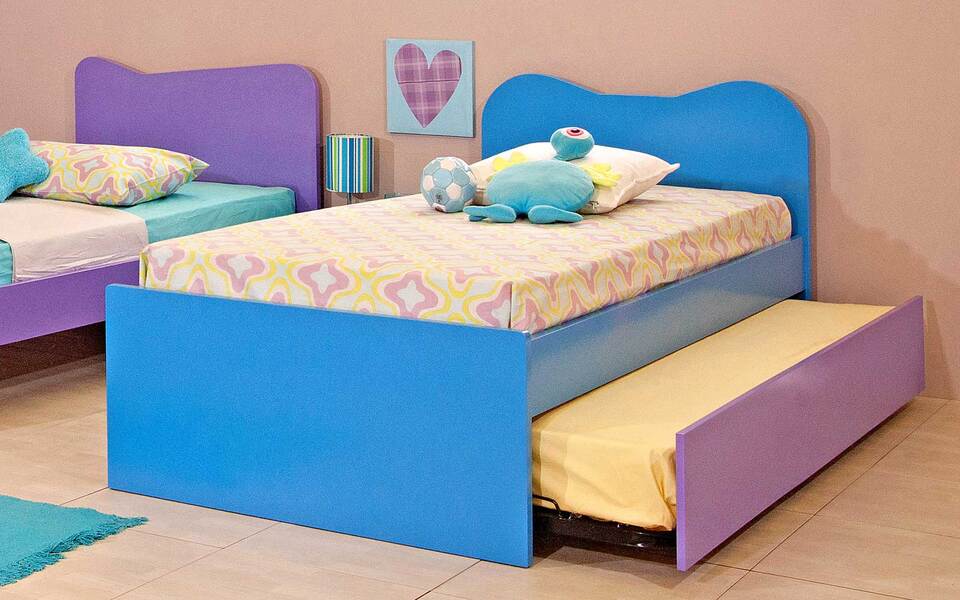 Mickey baby bed with sliding second bed