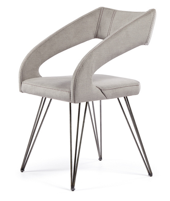 Modern chair made of fabric, with metal legs and special Fontana back