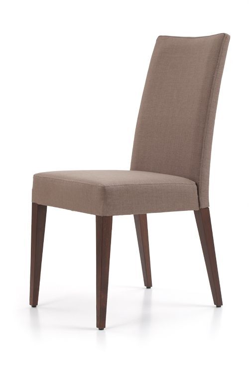 Modern fabric chair with wooden legs Mein