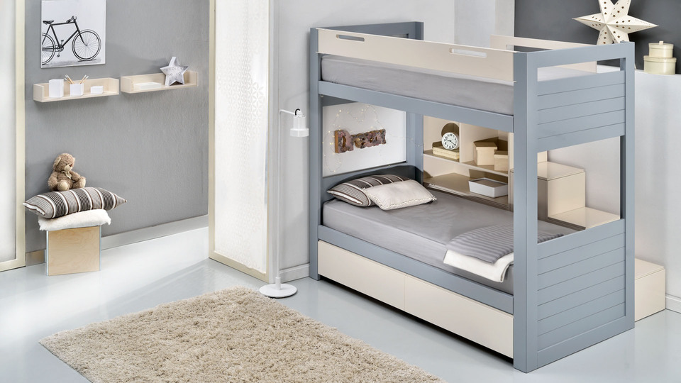 Frame children's bunk room with wheeled drawers
